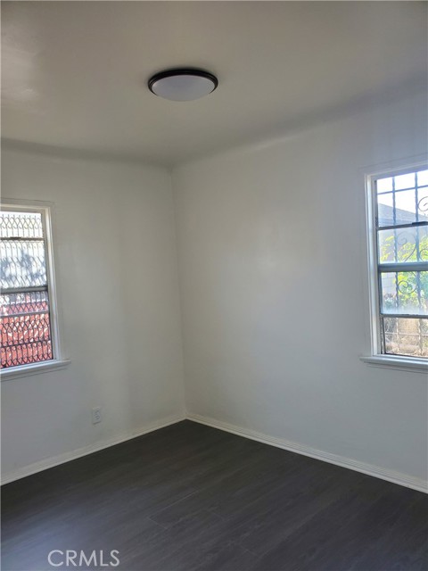 Detail Gallery Image 7 of 11 For 837 W W Gage Ave, Los Angeles,  CA 90044 - – Beds | – Baths