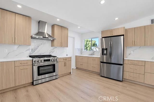 11158 Orion Ave photo 15