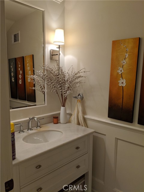 5310 La Forest Drive, La Canada Flintridge CA: https://media.crmls.org/medias/0f25a87a-00db-429c-98e7-1e1b8c19af3c.jpg