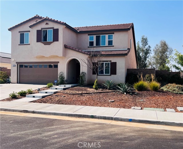 Detail Gallery Image 2 of 33 For 31381 Linden Flower Rd, Winchester,  CA 92596 - 5 Beds | 3 Baths