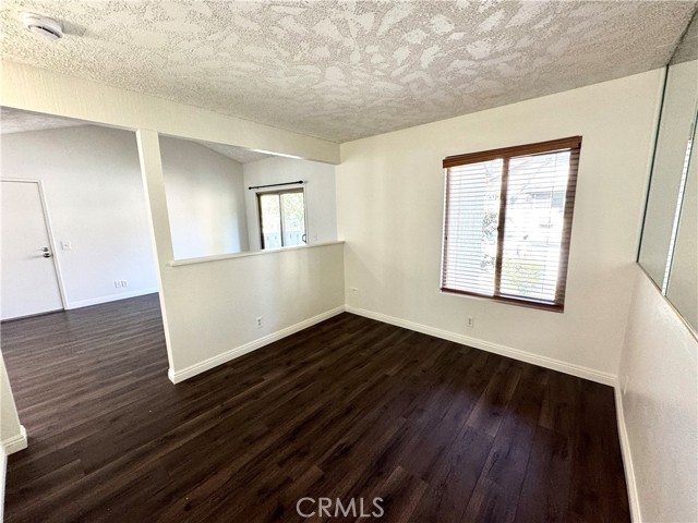 Detail Gallery Image 10 of 24 For 960 E Bonita Ave #108,  Pomona,  CA 91767 - 1 Beds | 1 Baths