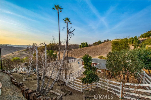 Image 18 of 72 For 27151 Mission Hills Drive