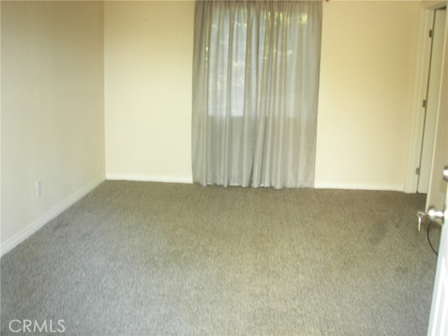24977 Crest Forest Drive, Crestline CA: https://media.crmls.org/medias/0f288bf7-d28b-498f-8ae2-c2f3e1f64e93.jpg