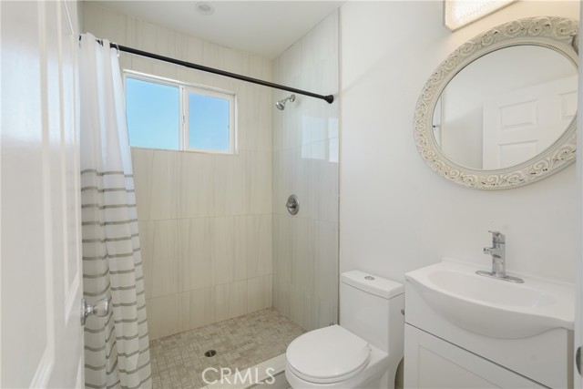 Detail Gallery Image 26 of 41 For 12317 Roscoe, Sun Valley,  CA 91352 - 3 Beds | 2 Baths