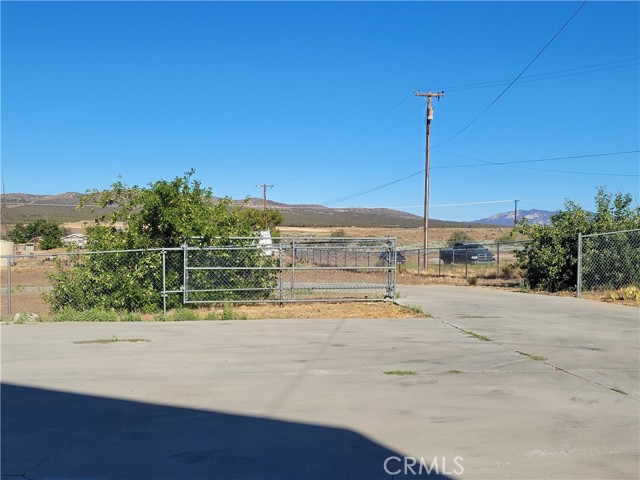 59120 Coyote Canyon Road, Anza CA: https://media.crmls.org/medias/0f28fb8d-25c9-4281-86b3-9426e0127bc9.jpg