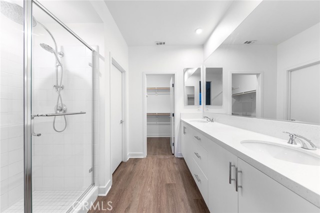 1315 W Cara Dr, Anaheim CA: https://media.crmls.org/medias/0f2957e3-7769-4d45-a22a-9272e9ebedf8.jpg