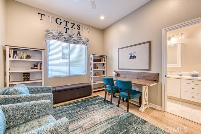 5 Kennedy Court, Coto de Caza CA: https://media.crmls.org/medias/0f295d64-af36-4598-8db7-9abb4fa71814.jpg