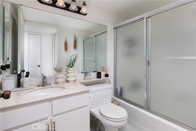 Detail Gallery Image 18 of 31 For 9 Flores #26,  Irvine,  CA 92612 - 2 Beds | 2 Baths