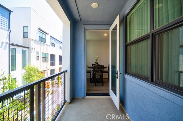 Detail Gallery Image 24 of 39 For 944 N Divino Privado, Ontario,  CA 91764 - 3 Beds | 3/1 Baths