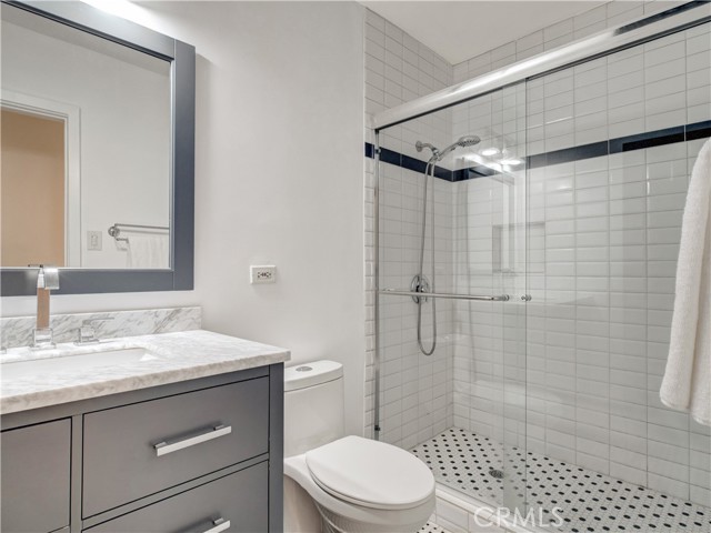 Detail Gallery Image 18 of 32 For 17961 Martha Street, Encino,  CA 91316 - 4 Beds | 3 Baths