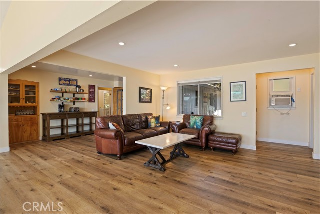 Detail Gallery Image 10 of 63 For 11145 E Highway 20, Clearlake Oaks,  CA 95423 - 4 Beds | 2/1 Baths