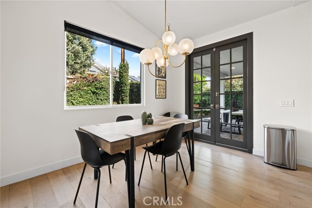 134 Monte Vista Avenue, Costa Mesa CA: https://media.crmls.org/medias/0f2a38d9-93ff-486c-9d88-265008497b42.jpg