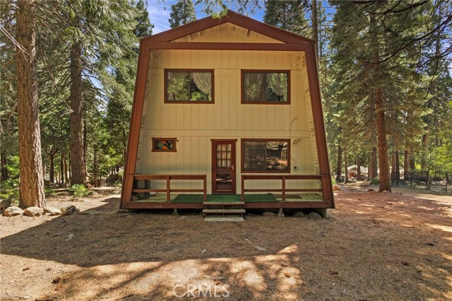 Detail Gallery Image 4 of 34 For 833 E Mountain Ridge Rd, Almanor,  CA 96137 - 3 Beds | 2 Baths