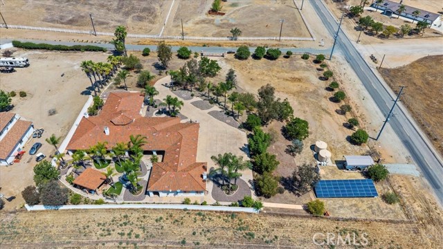 29935 Maxine Lane, Menifee CA: https://media.crmls.org/medias/0f2b197f-b1d9-41b0-b30e-062ab1b6d390.jpg
