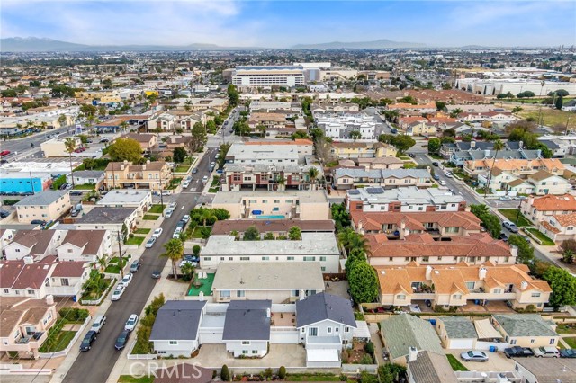 2614 Vanderbilt Lane, Redondo Beach, California 90278, 2 Bedrooms Bedrooms, ,Residential,Sold,Vanderbilt,SB22002209