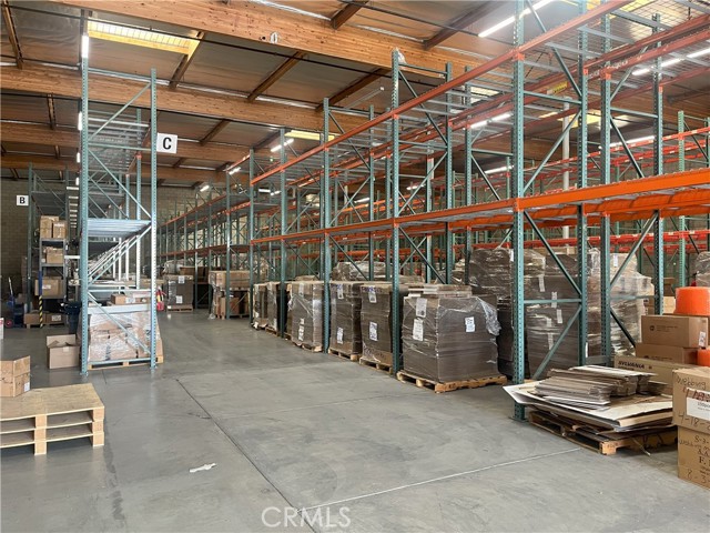 14832 Arrow, Baldwin Park, California 91706, ,Commercial Lease,For Rent,14832 Arrow,CRAR25022466