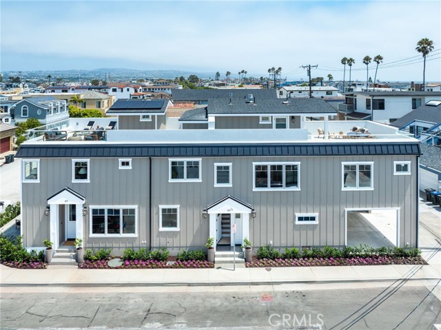 825 W Bay Avenue, Newport Beach CA: https://media.crmls.org/medias/0f2d1752-0578-4e14-abe6-6f5d5517516b.jpg