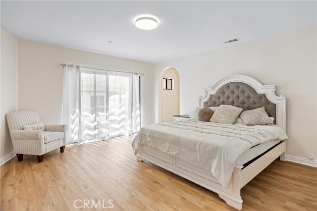 1049 2nd Street, Norco CA: https://media.crmls.org/medias/0f2d2ed5-5e9b-4278-94b7-d869d105a2b3.jpg