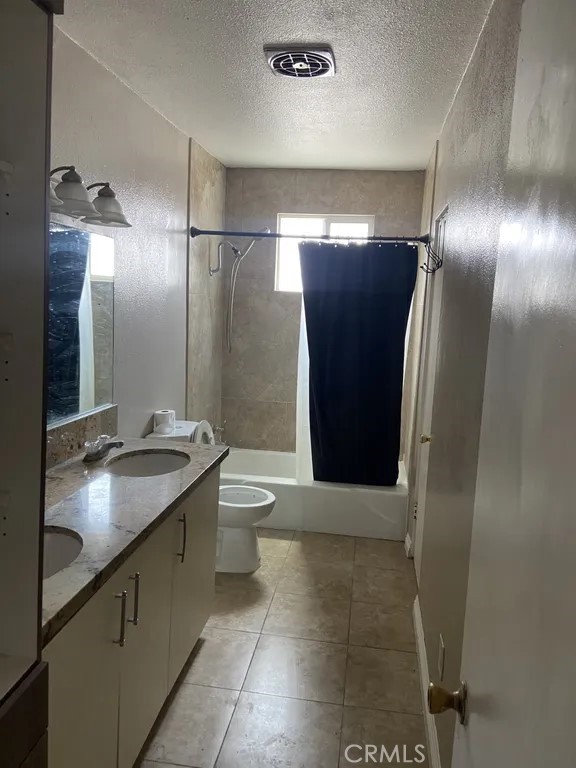 264 W Jackson Street, Rialto CA: https://media.crmls.org/medias/0f2d987a-e401-4ccb-9c9c-cb6c1488965b.jpg