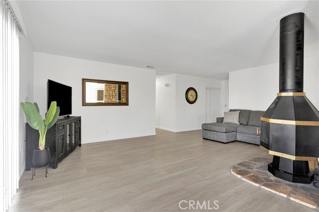 Detail Gallery Image 14 of 39 For 16020 Lime, Hesperia,  CA 92345 - 3 Beds | 2 Baths