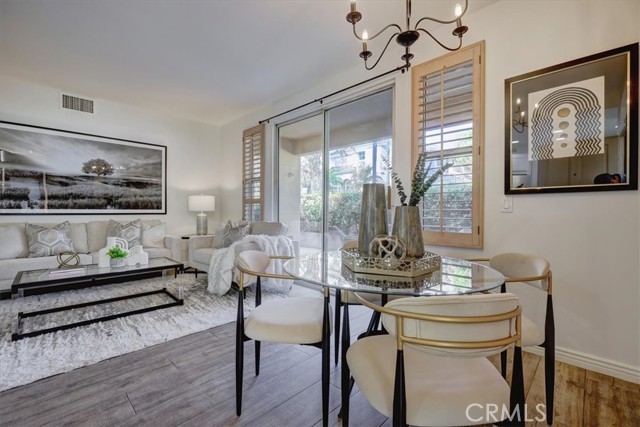 2719 Dietrich Drive, Tustin CA: https://media.crmls.org/medias/0f2e5626-bd5e-475a-bd1d-faf66a886841.jpg