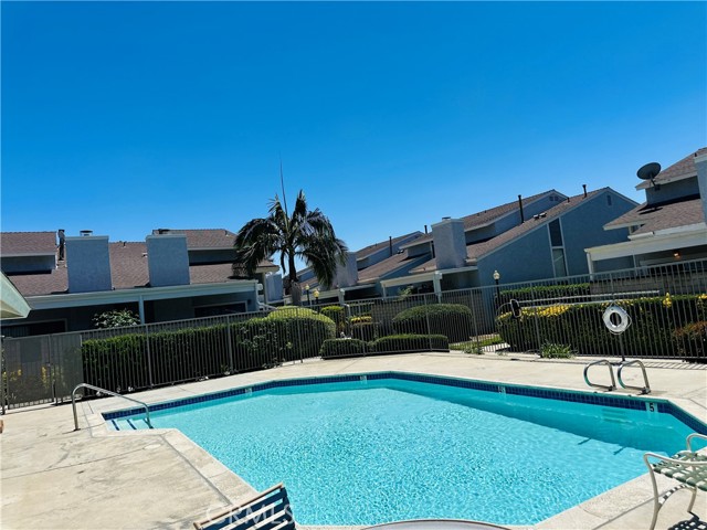 2003 S Mountain Avenue, Ontario CA: https://media.crmls.org/medias/0f2e9329-baec-46c4-9a87-61c748286227.jpg