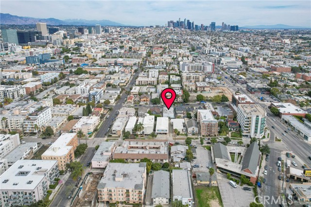Detail Gallery Image 32 of 32 For 957 S Gramercy Dr #105,  Los Angeles,  CA 90019 - 2 Beds | 2 Baths
