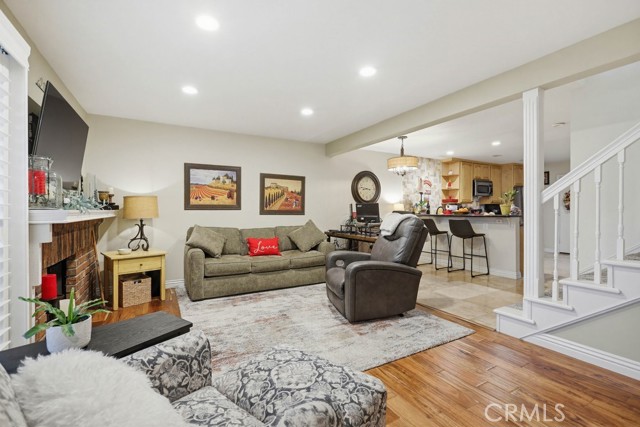 Detail Gallery Image 3 of 57 For 1111 Tustin Pines, Tustin,  CA 92780 - 2 Beds | 1/1 Baths