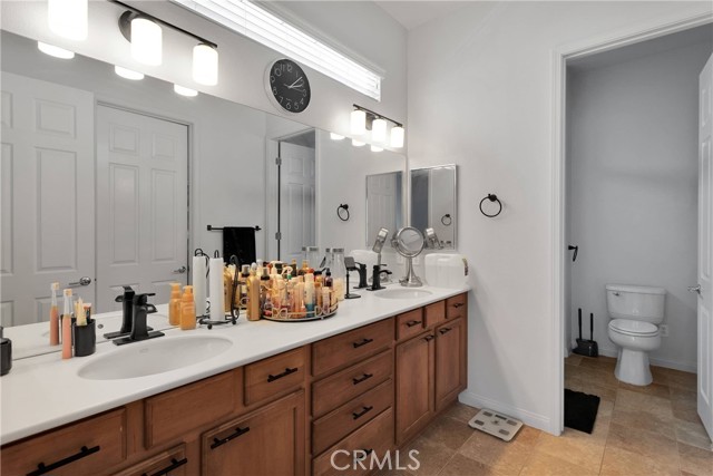 10065 Wilmington Lane, Apple Valley CA: https://media.crmls.org/medias/0f318834-1222-4c8e-b3ca-e3804712ba21.jpg