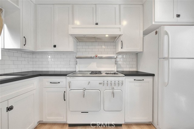 Detail Gallery Image 18 of 43 For 710 N Neptune Ave, Wilmington,  CA 90744 - 1 Beds | 1 Baths