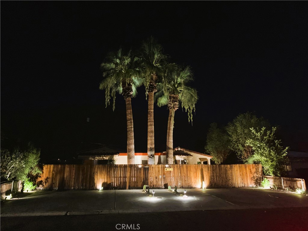 583 S Calle Abronia