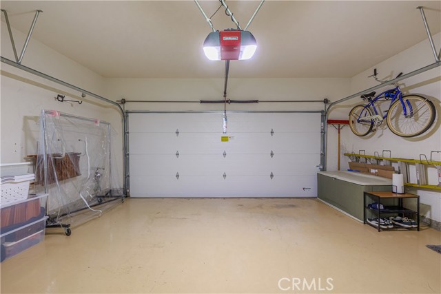 22 Modesto, Irvine CA: https://media.crmls.org/medias/0f3360dd-4ba9-428f-a17d-92dc2335d056.jpg