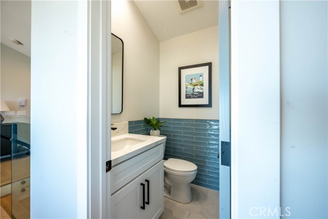 Detail Gallery Image 20 of 65 For 4015 Paseo De Las Tortugas, Torrance,  CA 90505 - 4 Beds | 4 Baths