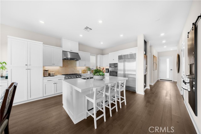 Detail Gallery Image 9 of 58 For 545 Serrano Summit Dr, Lake Forest,  CA 92630 - 5 Beds | 4 Baths