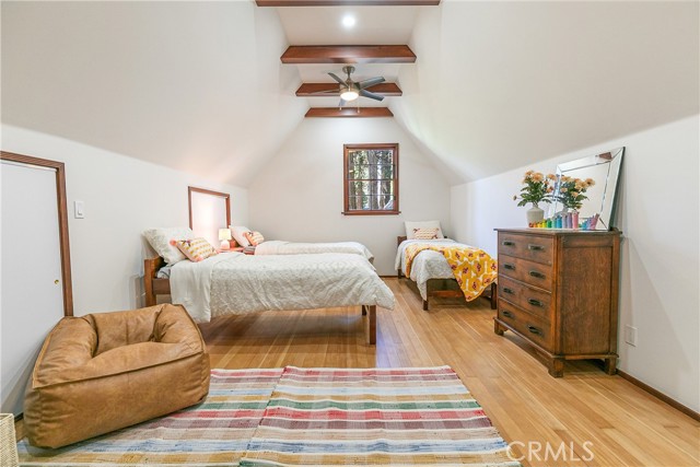 187 Cedar Circle Circle, Lake Arrowhead CA: https://media.crmls.org/medias/0f34213c-6bd8-4cc2-923e-4c2ecff3130b.jpg