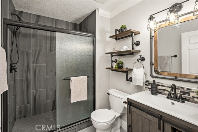 24343 Landover Road, Laguna Hills CA: https://media.crmls.org/medias/0f345f01-e99e-4e70-9f67-48b31bc90122.jpg