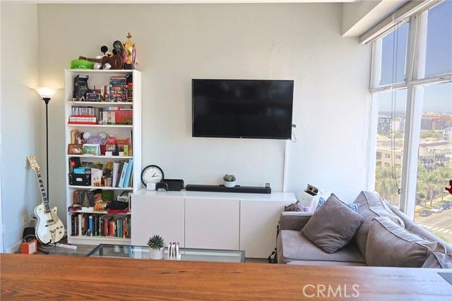 100 Atlantic Avenue, Long Beach CA: https://media.crmls.org/medias/0f34fe27-db68-41af-bd94-82587151dc75.jpg