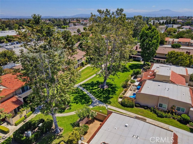 17077 Los Modelos Street, Fountain Valley CA: https://media.crmls.org/medias/0f366d5f-7e7f-4b8f-9179-44b495acec44.jpg