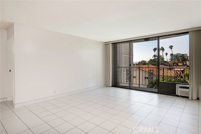 Detail Gallery Image 5 of 16 For 2601 E Ocean Bld #303,  Long Beach,  CA 90803 - 2 Beds | 2 Baths