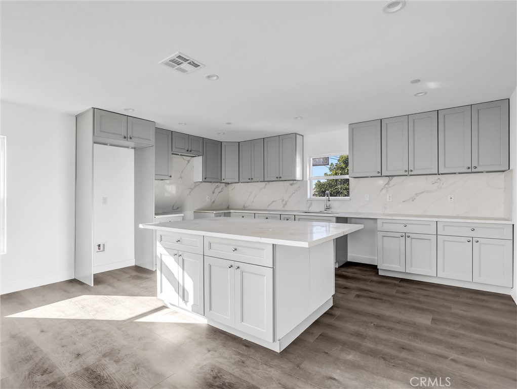 MLS #MB25274391 image #12