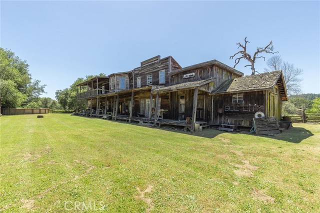 12760 Green Valley Road, Sebastopol CA: https://media.crmls.org/medias/0f37ae3b-94cd-43dd-9deb-56695258280e.jpg