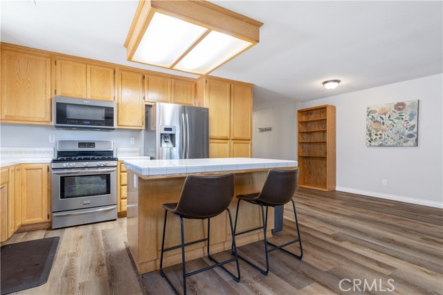 Detail Gallery Image 11 of 31 For 821 Marlbank Pl, Paso Robles,  CA 93446 - 3 Beds | 2/1 Baths