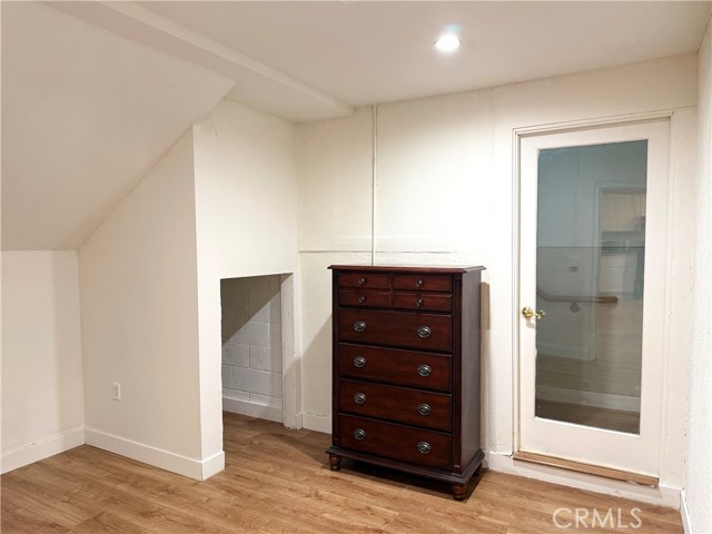 Detail Gallery Image 11 of 13 For 22942 Cass Ave, Woodland Hills,  CA 91364 - 0 Beds | 1 Baths