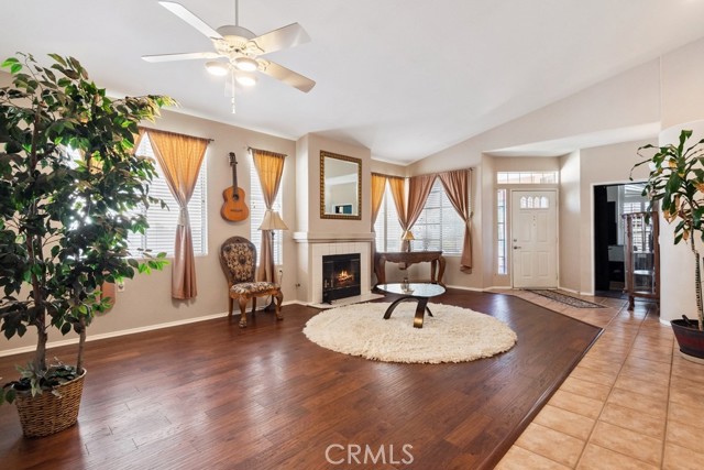 Detail Gallery Image 3 of 22 For 27800 Blaze Ln, Menifee,  CA 92585 - 3 Beds | 2/1 Baths