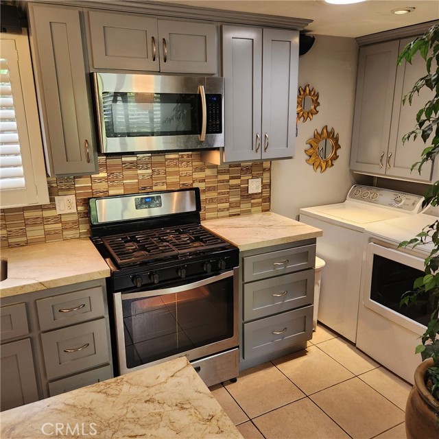 13628 S Mariposa Avenue, Gardena CA: https://media.crmls.org/medias/0f3af14a-c12f-46bf-8f04-328c98a6adf8.jpg