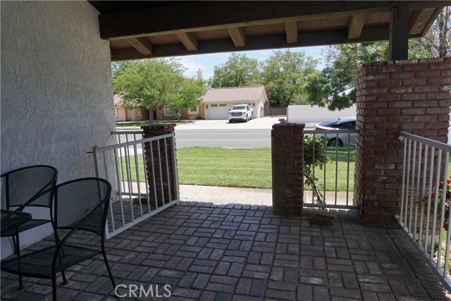 Detail Gallery Image 8 of 32 For 13510 Hidden Valley Rd, Victorville,  CA 92395 - 3 Beds | 3 Baths