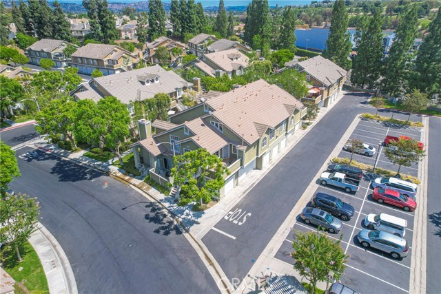 16501 Dundee Court, La Mirada CA: https://media.crmls.org/medias/0f3c590a-64ab-4b68-b509-36d8af1f72a0.jpg
