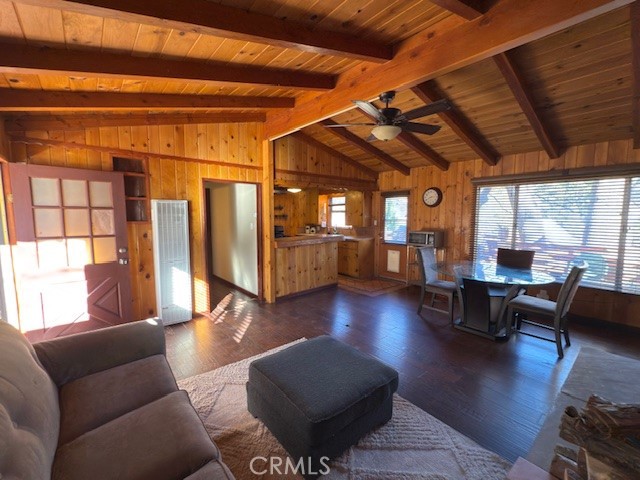 Detail Gallery Image 5 of 40 For 631 Oak Knoll Dr, Green Valley Lake,  CA 92341 - 1 Beds | 1 Baths