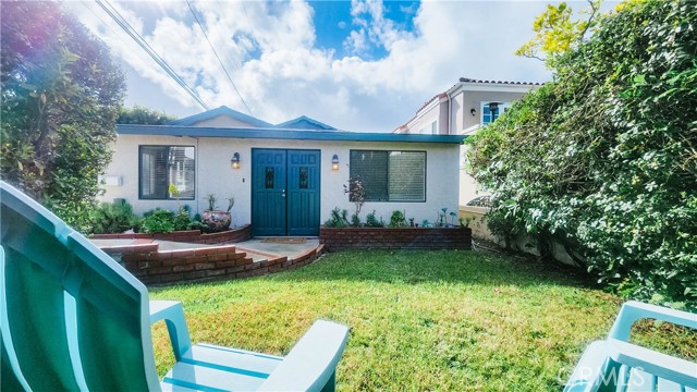 1034 Avenue A, Redondo Beach, California 90277, 2 Bedrooms Bedrooms, ,1 BathroomBathrooms,Residential,Sold,Avenue A,PV24028520