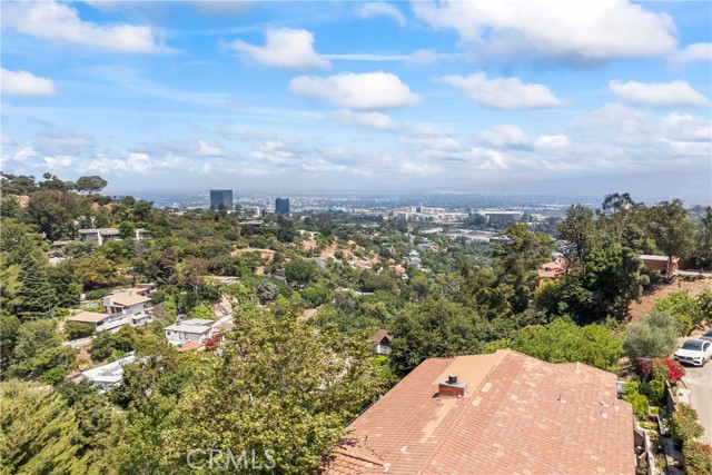 Detail Gallery Image 40 of 42 For 2820 Oak Point Dr, Los Angeles,  CA 90068 - 2 Beds | 1/1 Baths